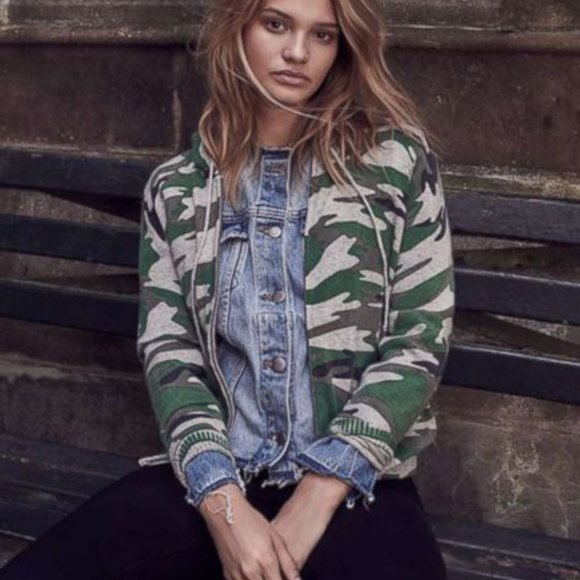 Aqua Cashmere Camo Zip Hood Sweater Size XS - Picture 1 of 5